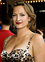 Zoe Bell nude