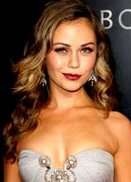 Alexis Dziena nude