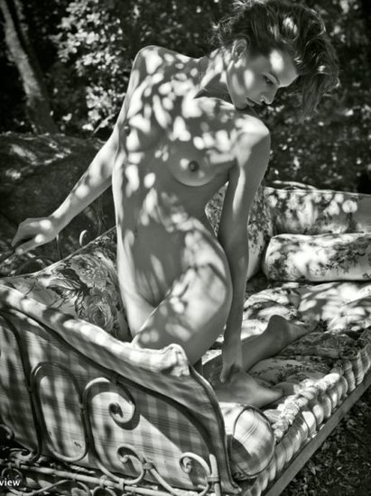 Nude pics of milla jovovich