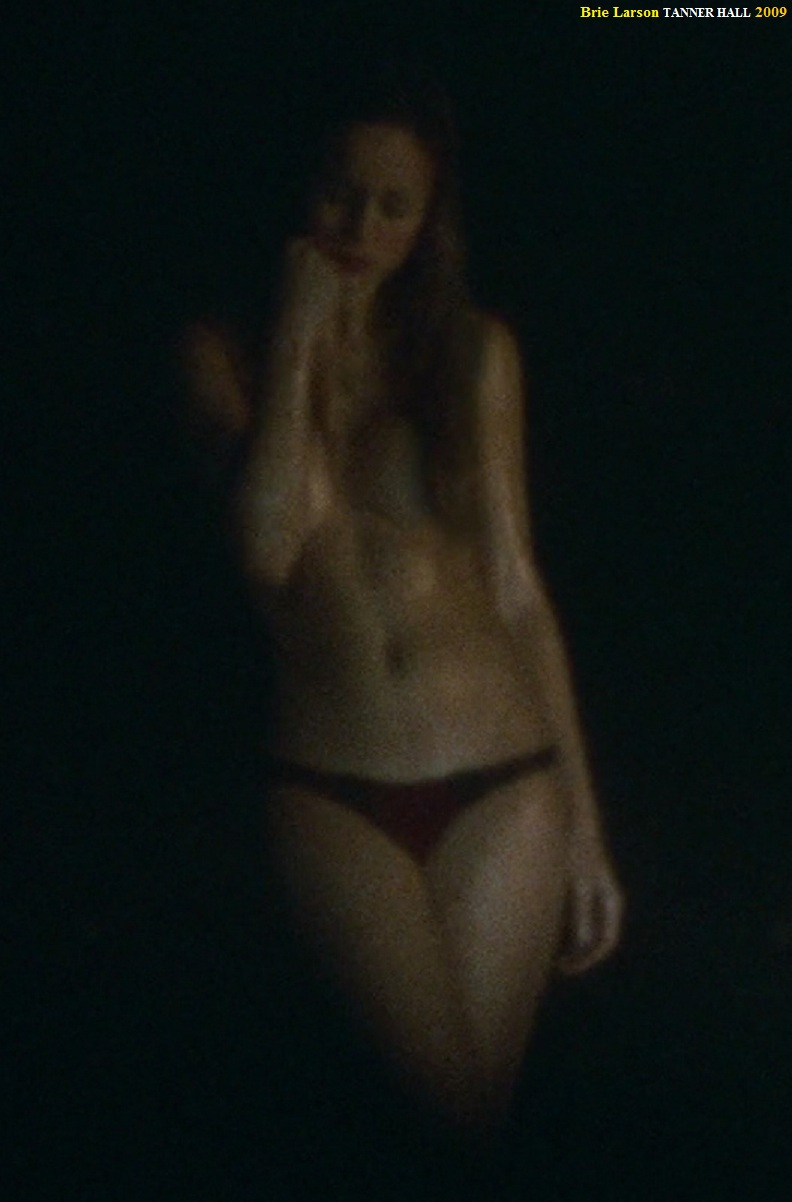 Brie Larson Nude Pics Page 4