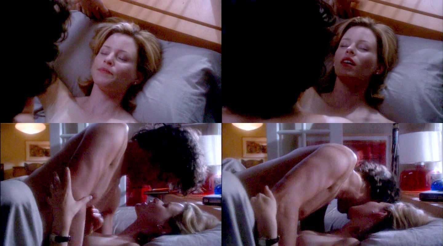 Naked Elizabeth Banks In Sexual Life 