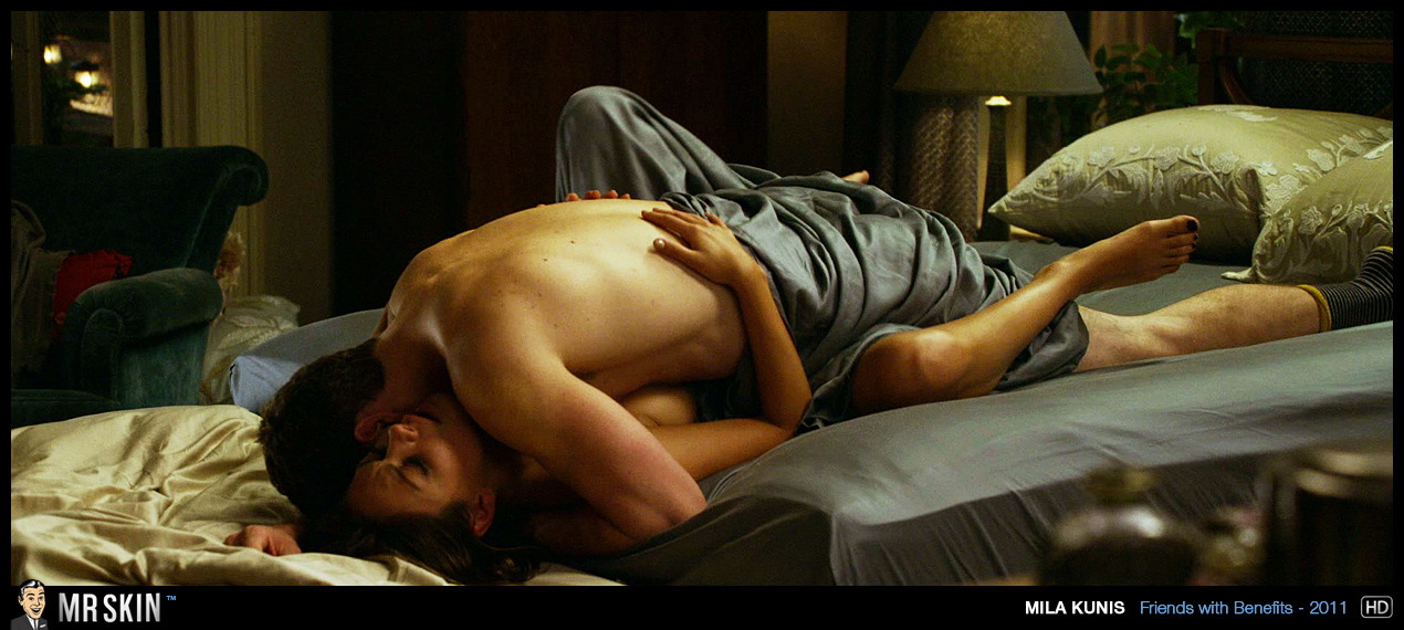 Naked Mila Kunis In Friends With Benefits 