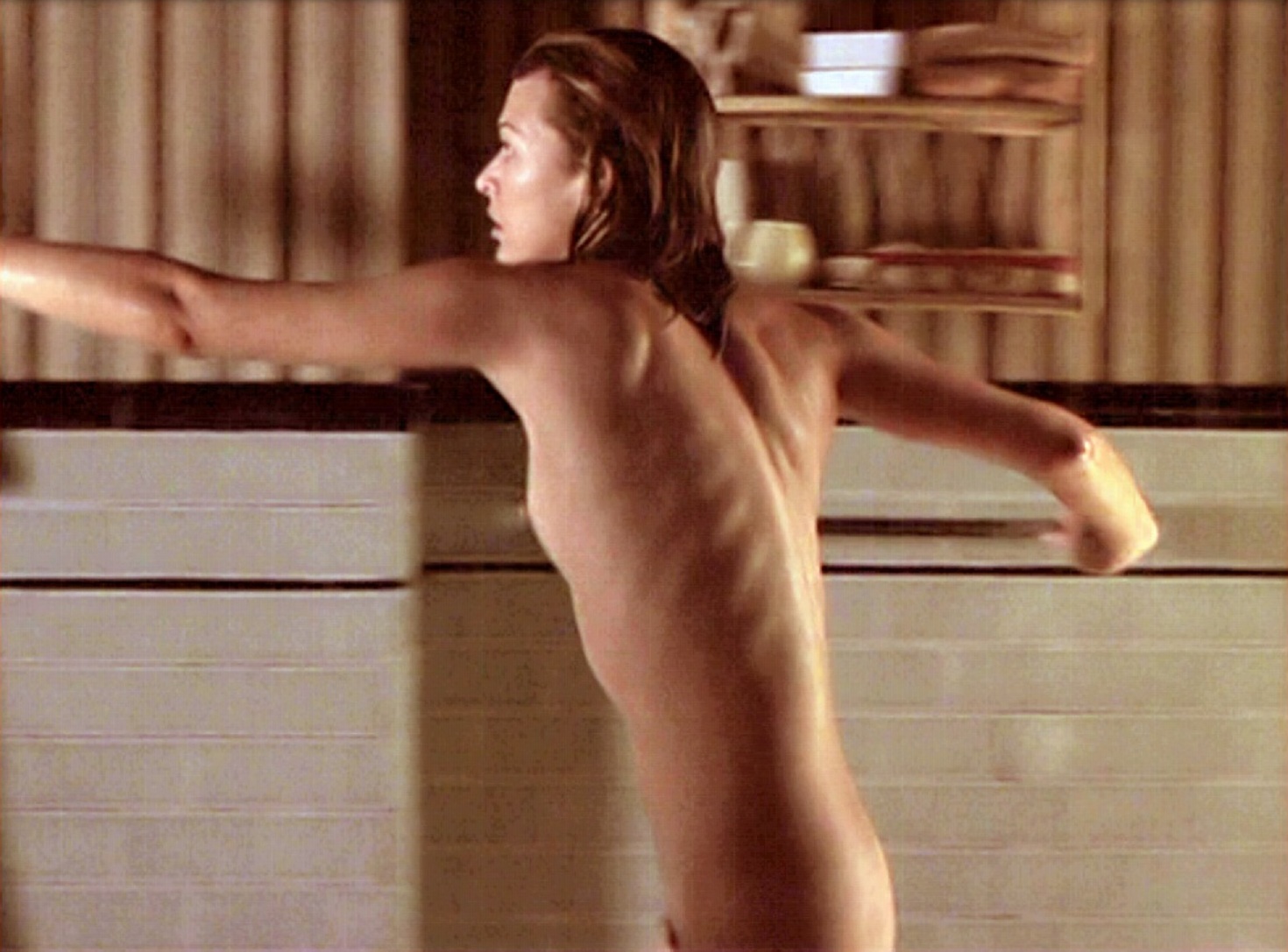 Naked Milla Jovovich In No Good Deed