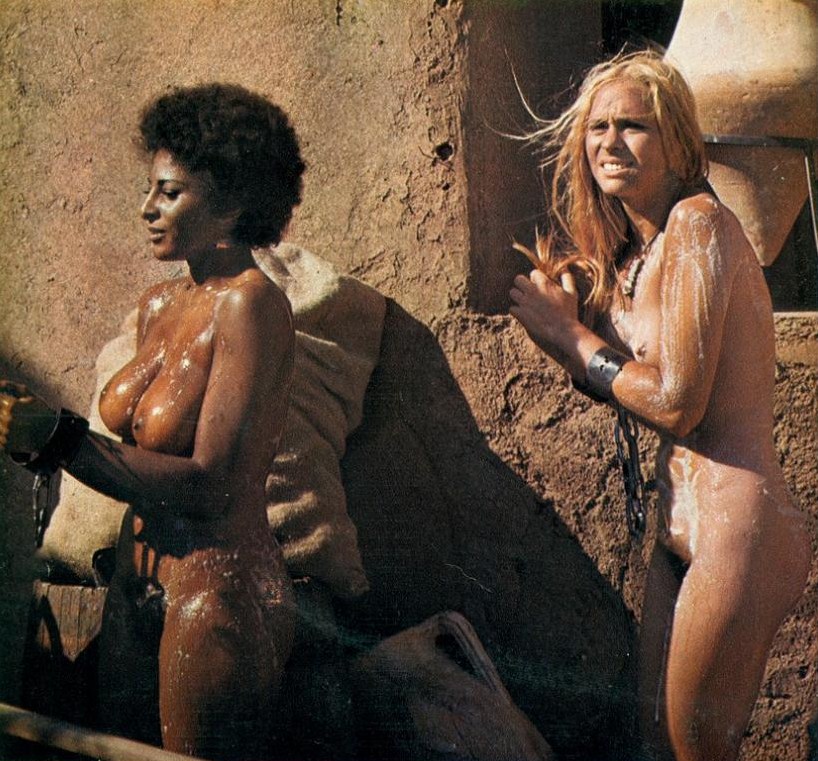 Naked Pam Grier In The Arena 3738