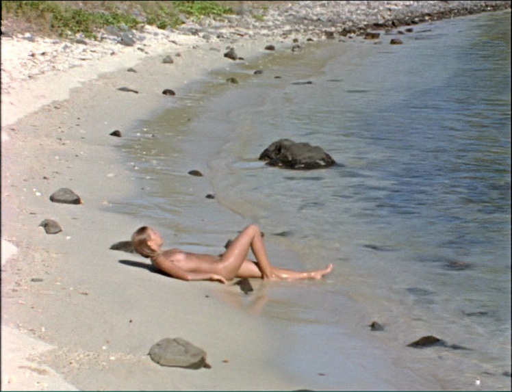 V Ronique Jannot Nude Pics Page