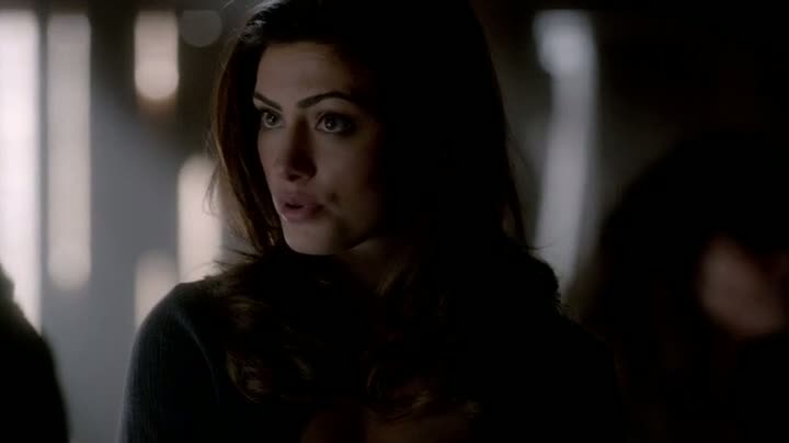 Naked Phoebe Tonkin Unknown In The Vampire Diaries 9642