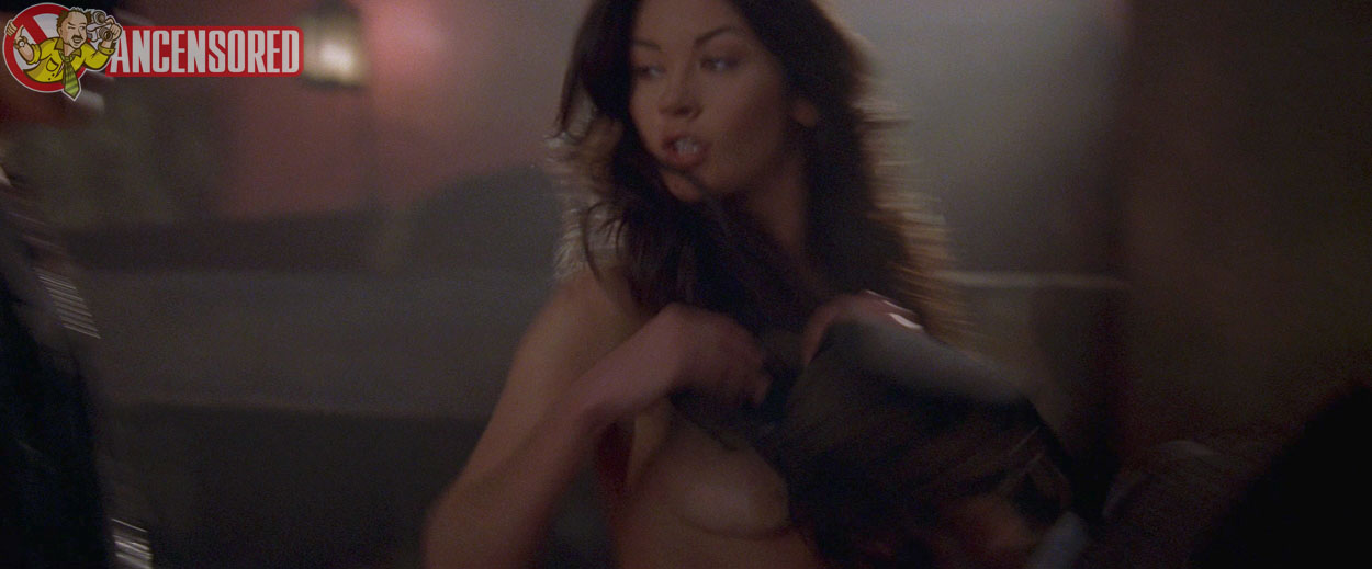 Catherine zeta jones nip slip