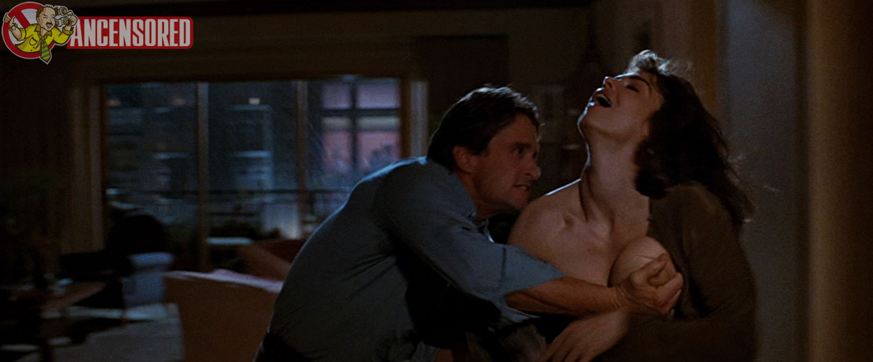 Naked Jeanne Tripplehorn In Basic Instinct