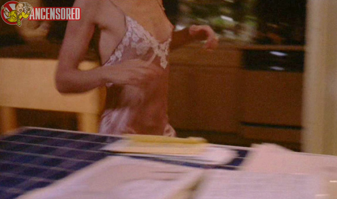 Naked Madeleine Stowe In Unlawful Entry 