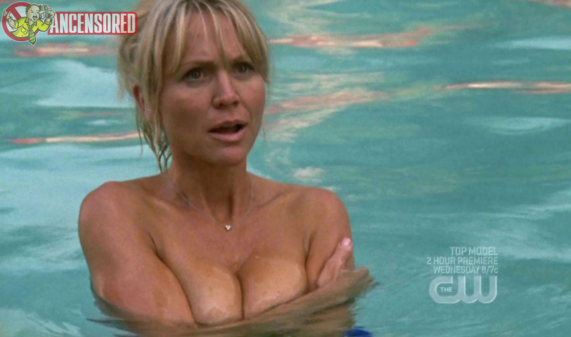 Naked Barbara Alyn Woods In One Tree Hill
