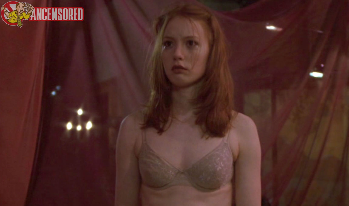 Naked Alicia Witt In Playing Mona Lisa