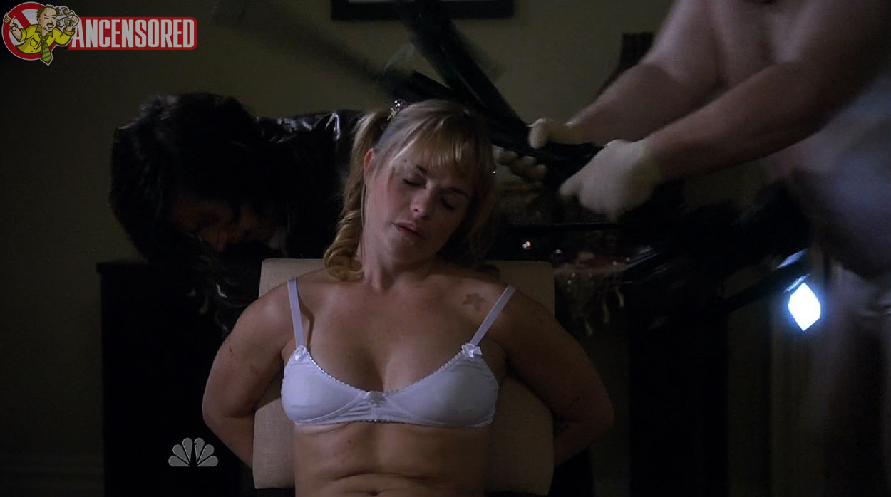 Naked Taryn Manning In Law And Order Special Victims Unit