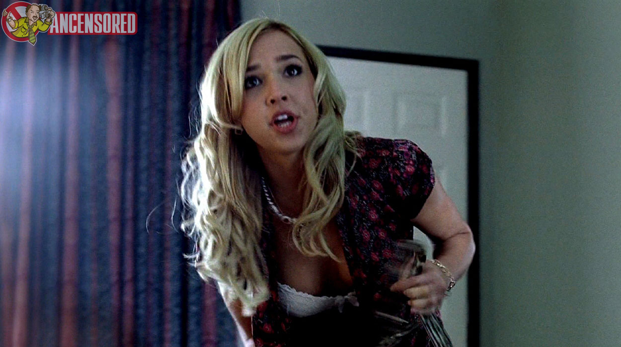 Naked Arielle Kebbel in True Blood < ANCENSORED