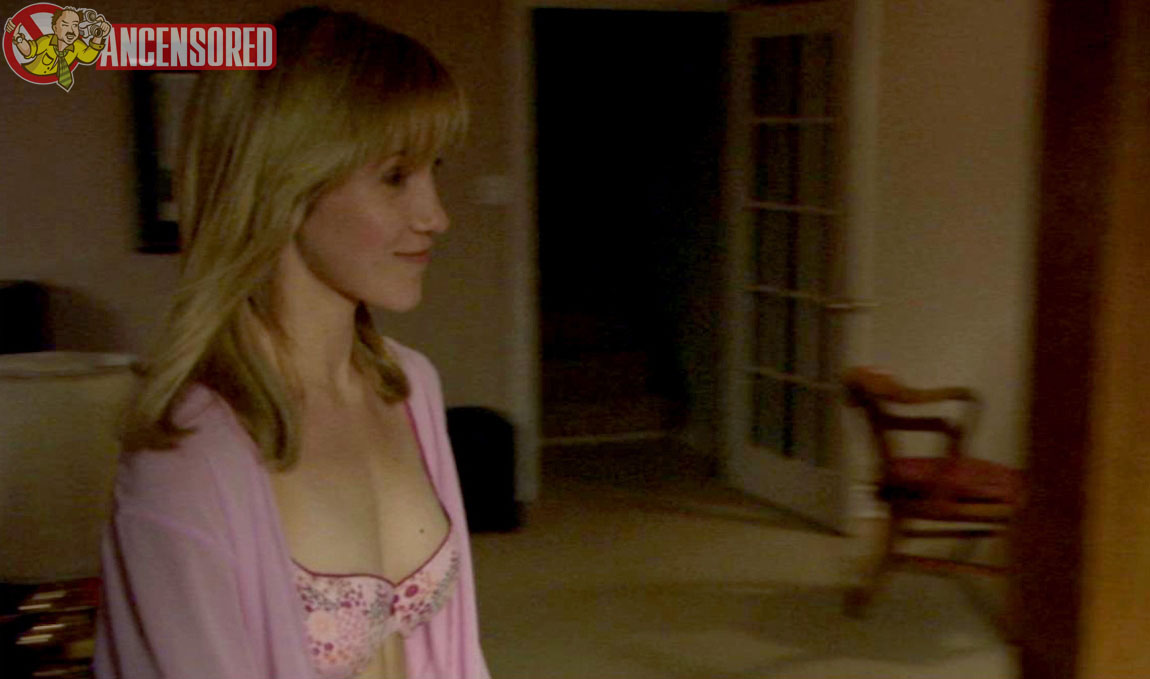 Naked Jessy Schram In American Pie Presents The Naked Mile
