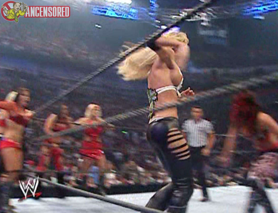 Mccool topless michelle Michelle McCool