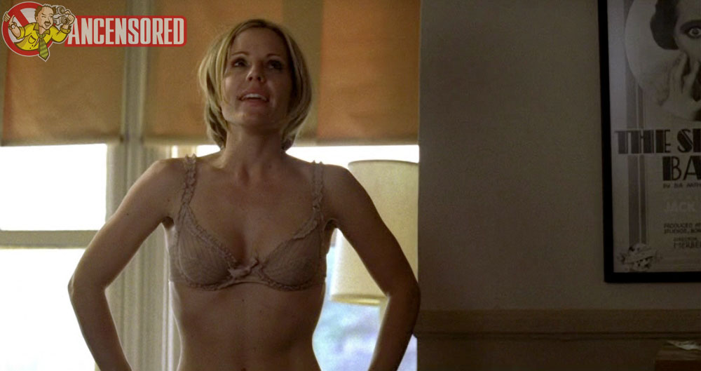 Naked Emma Caulfield In Timer