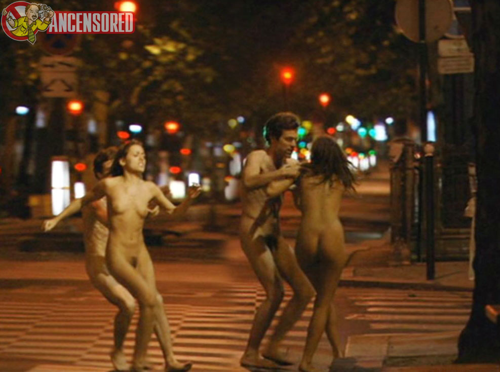Naked Irene Montalà In Russian Dolls