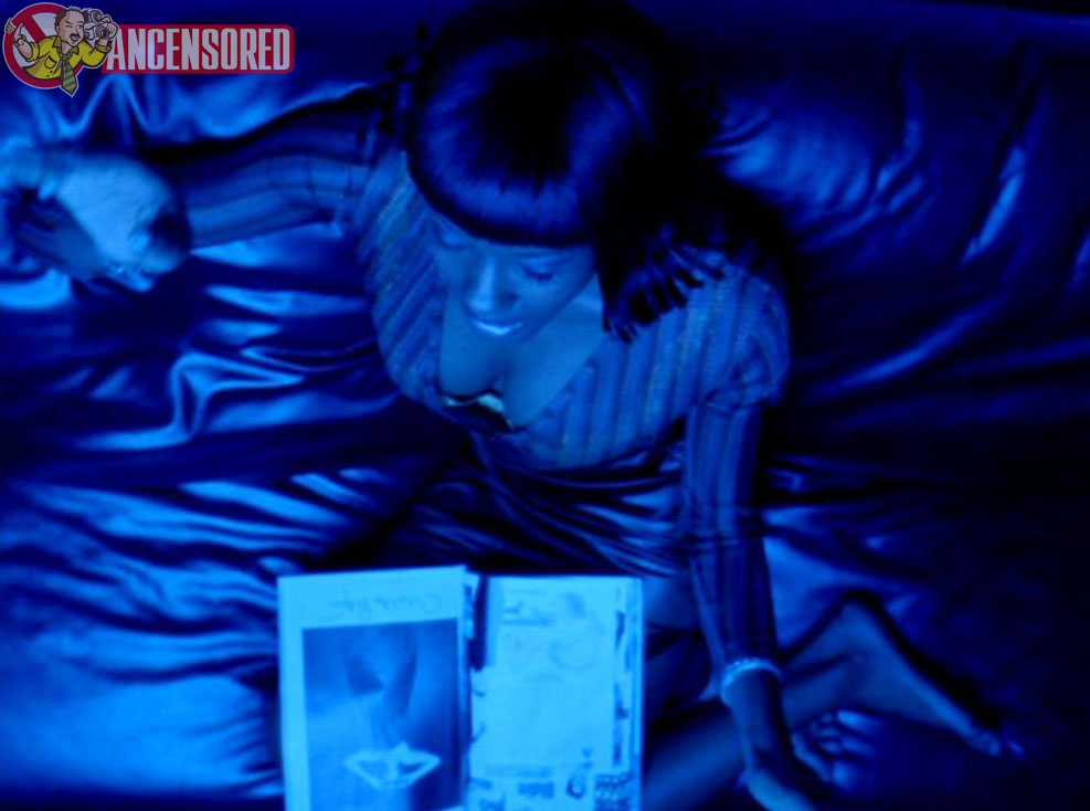 Naked Taral Hicks In Belly