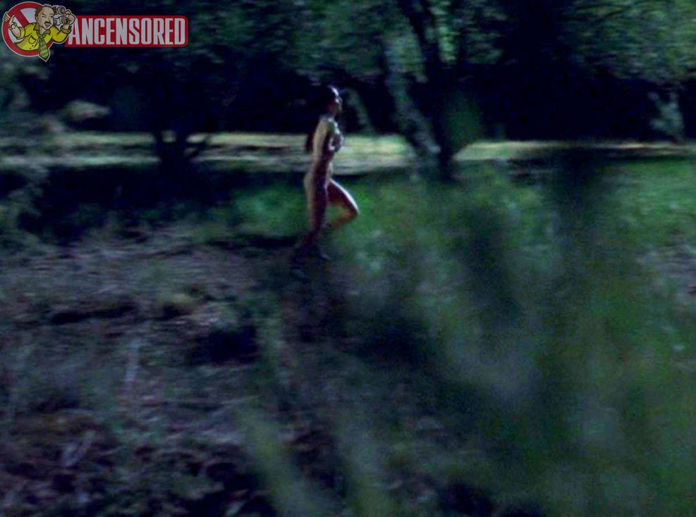 Naked Erin Lokitz In Buried Alive